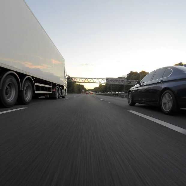 Begin 2020 zelfrijdende trucks op de weg in Nederland