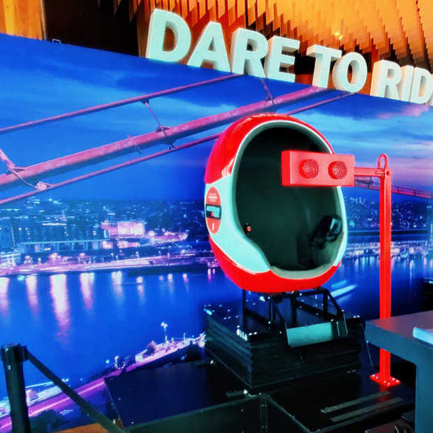​Amsterdam VR Ride is een rollercoaster - en zo voelt het ook