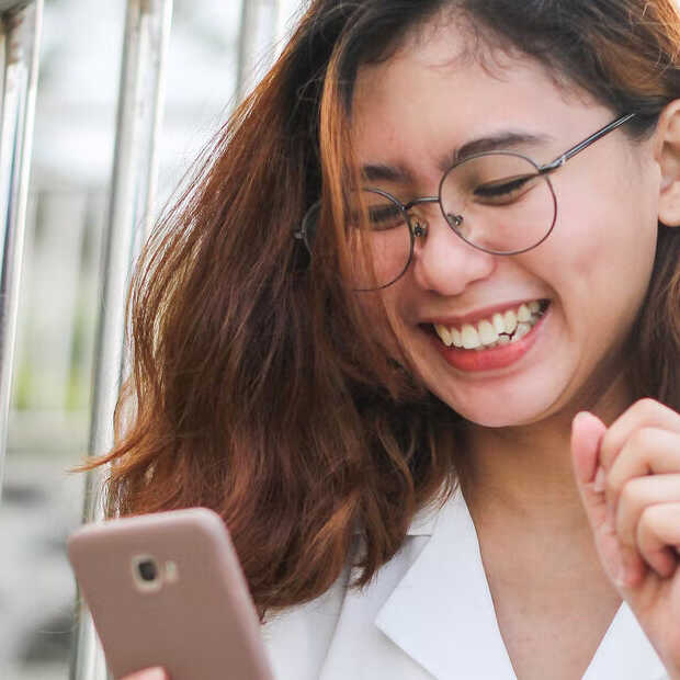 Zo plaats je een emoji-reactie op WhatsApp
