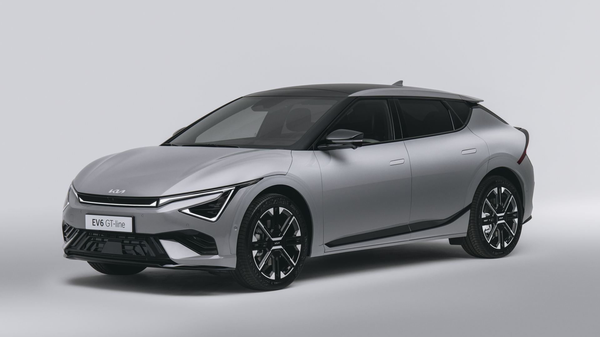 kia-all-new-ev6-my25-wolf-grey-studio-static-digital-1920x1080-3