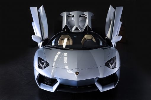 02-2012-lamborghini-aventador-roadster.jpg