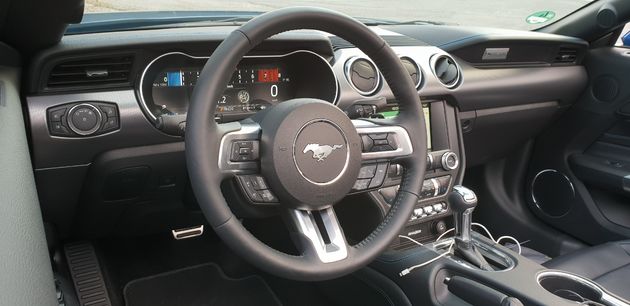 Ford_Mustang_Ecoboost_03