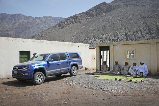 Ontmoeting met 4 wijze mannen, zet je Amarok daar maar neer