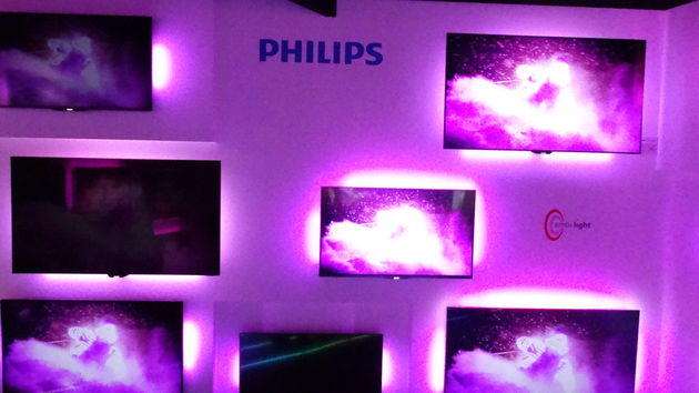 De achtergrond verlichting van de Philips televisies blijft fascinerend