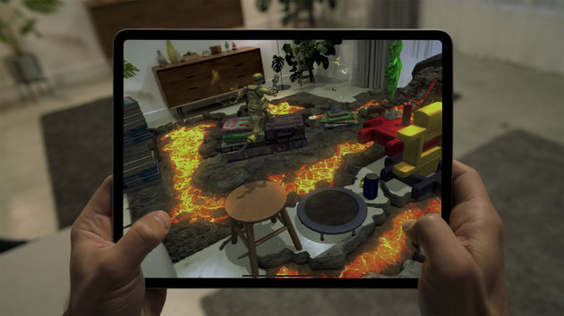 <i>gamen op de nieuwe iPad Pro</i>