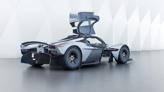 aston-martin-valkyrie_05-(large)