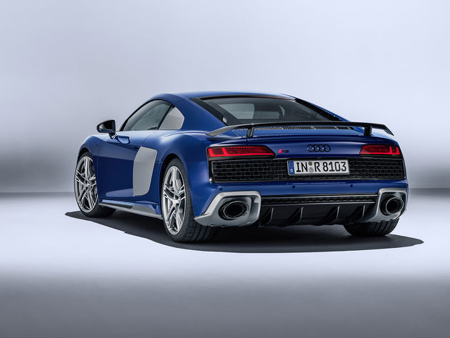 <i>De Audi R8 Coup\u00e9</i>