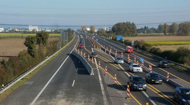 Baustellen, de Duitse autobahnen liggen er bezaaid mee.