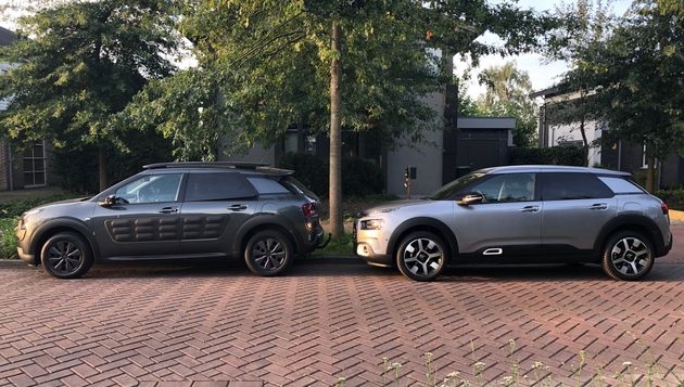 Een ouder model Cactus links en de nieuwe rechts. Wat een verschil!