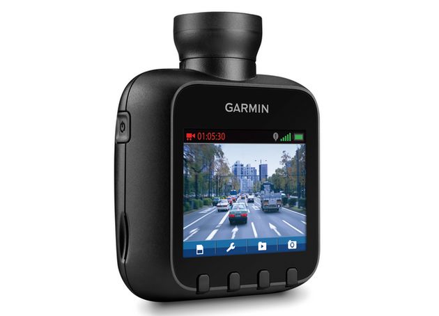 ces-garmin-kondigt-dash-cam-vivofit-aan.jpg