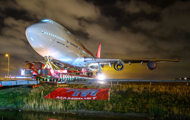 Corendon_Boeing_747_11