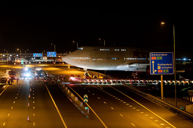 Corendon_Boeing_747_9