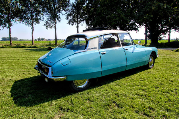 Electric Citroen DSla - 37 of 55