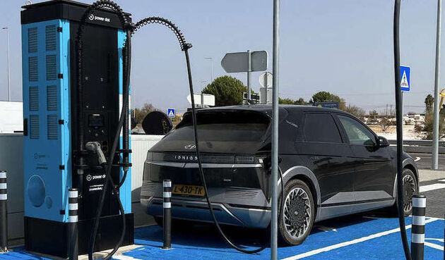 ev-laden-buitenland.jpeg