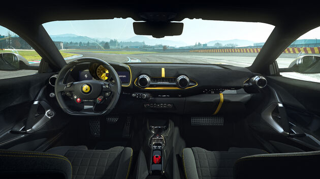 Cockpit Ferrari 812 Competizione
