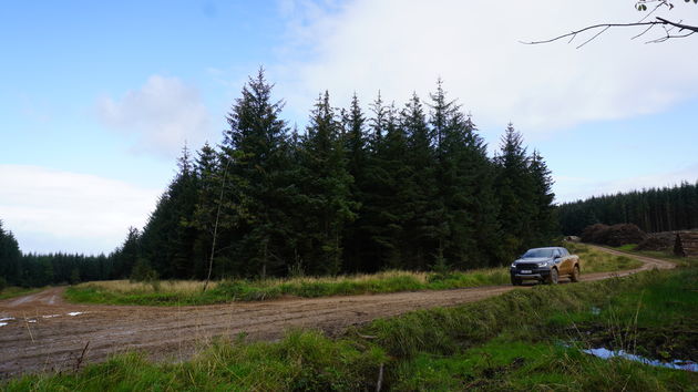 Full speed door het landschap van het Lake District in Engeland