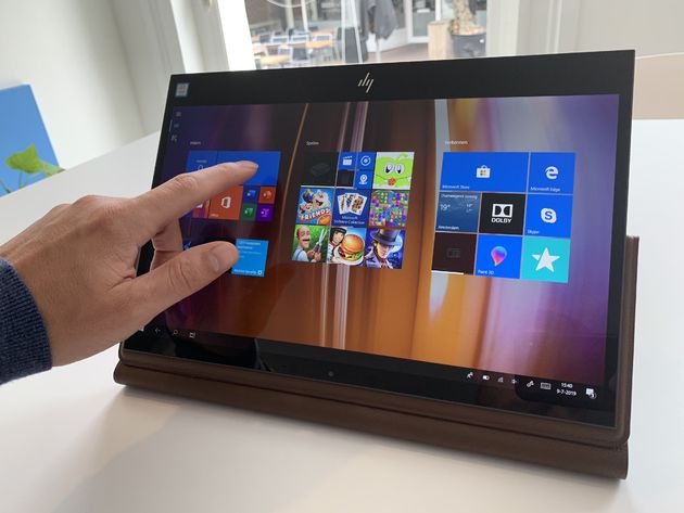 <i>Touchscreen op een laptop, na gebruik wil je niet anders meer...</i>