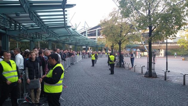 Apple gekte in Oberhausen, wachten op je nieuwe iPhone 6