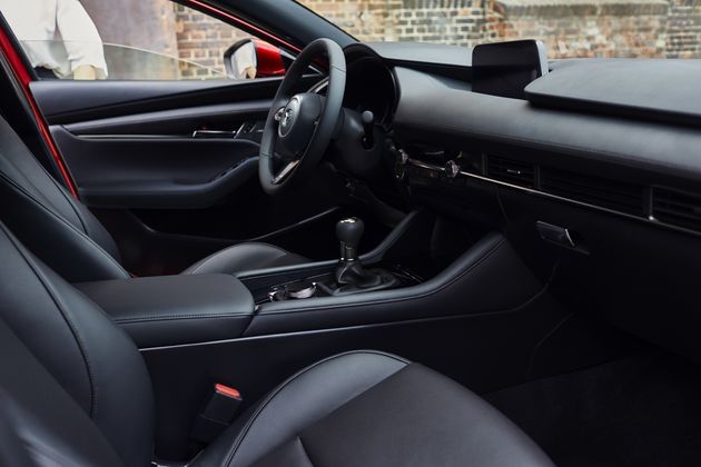 <em>Interieur Mazda3 <\/em>