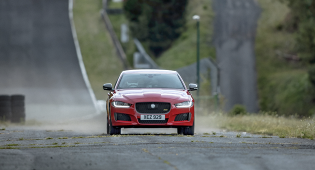 Jaguar XE op het Circuit de Charade