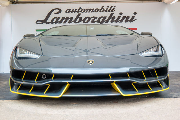 Een groot aantal Lamborghini\u2019s waaronder de Lamborghini Centenario<o:p><\/o:p>