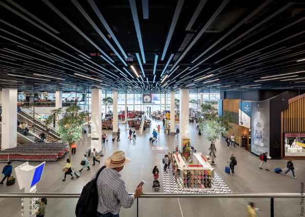 lounge-2-schiphol