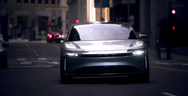 lucid-air-8