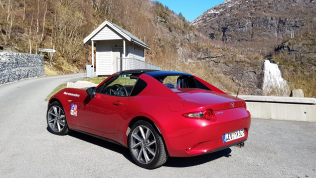 mazda-mx5-rf-2.png