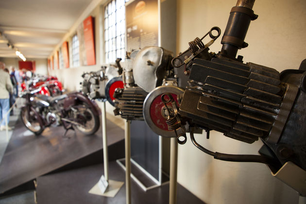 Moto_Guzzi_museum3