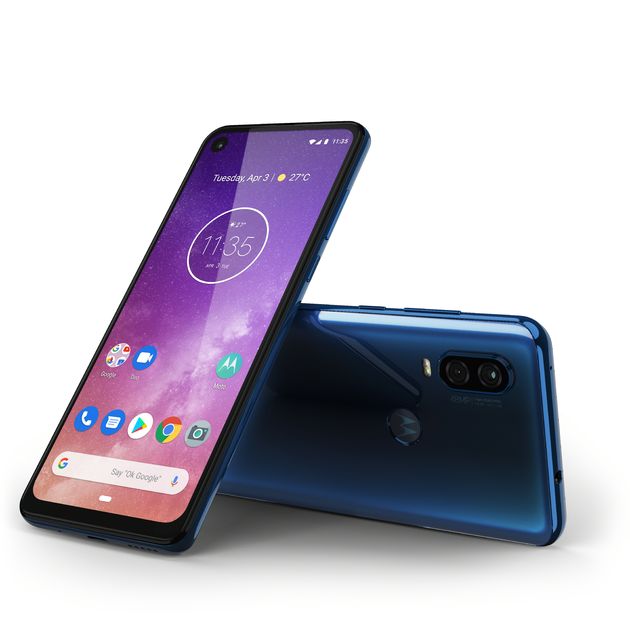 Motorola one Vision_ROW_Saphire Gradient_Laydown Combo