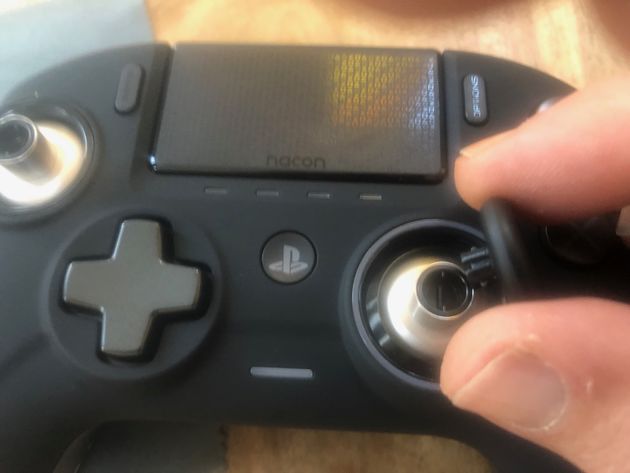 nacon-thumbsticks.jpeg