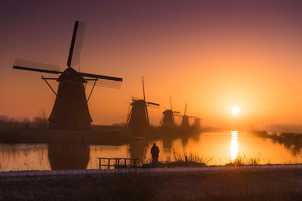 <em>De Kinderdijkse molens, Kinderdijk<\/em>