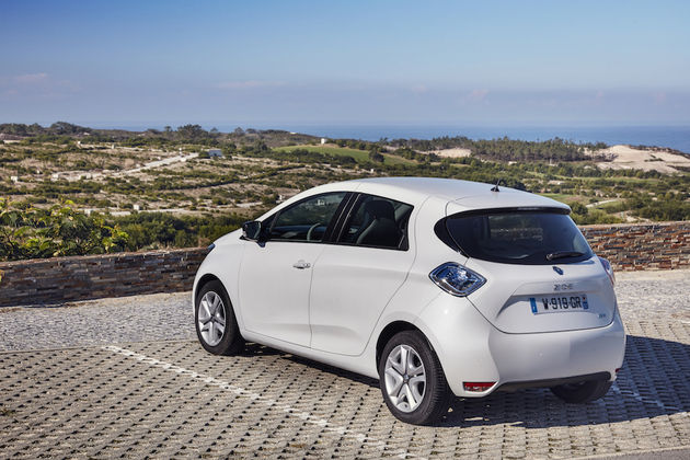 New_Renault_Zoe_PearlWhite_YB_42