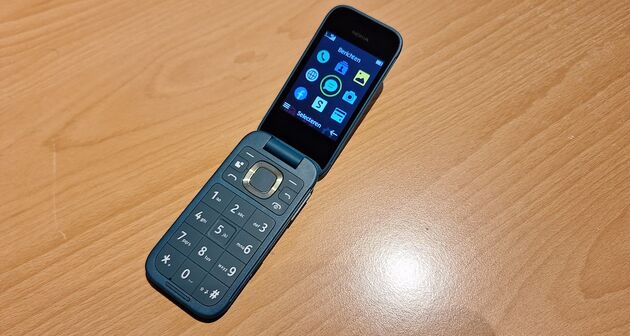 De Nokia 2660 Flip heeft 4G, maar dan wel in een retro toestel