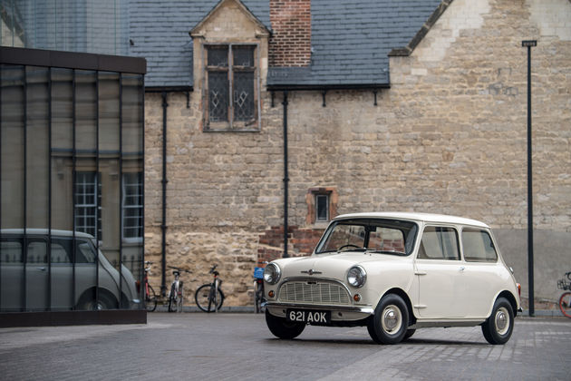 P90331424_highRes_1959-morris-mini-min (1)