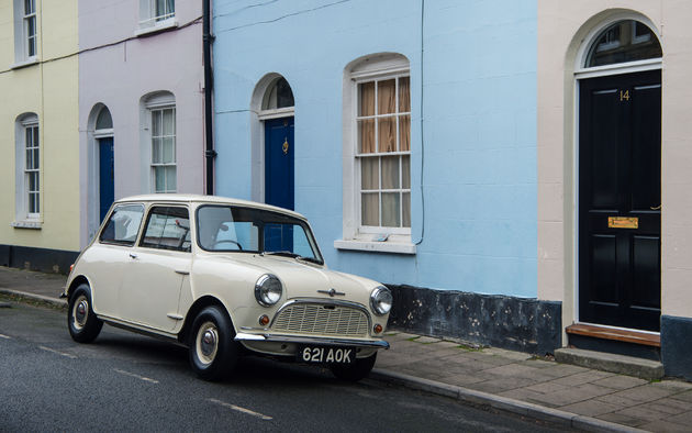 P90331434_highRes_1959-morris-mini-min