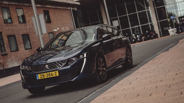 Peugeot_508_sw_afmetingen