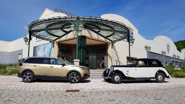 Peugeot 5008 en Peugeot 601