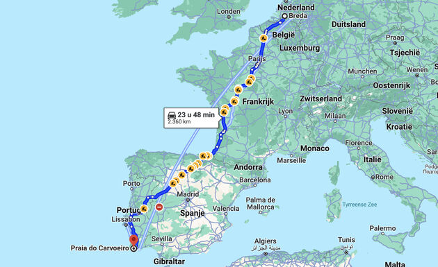 De globale route vanuit Nederland volgens Google Maps.