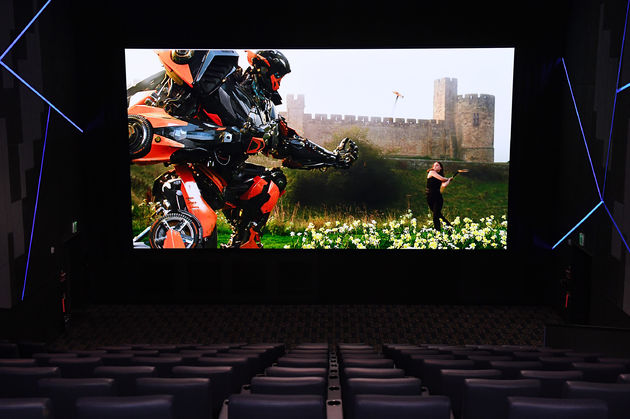 Samsung-Cinema-LED-Screen3