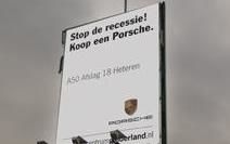 stop-de-recessie-koop-een-porsche.jpg