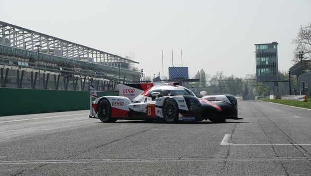 Hier op het circuit van Monza worden de eerste gezamenlijke testdrives gehouden