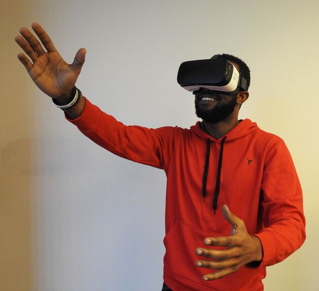 <em>Met een VR-bril verplaats je je echt naar een andere wereld<\/em>