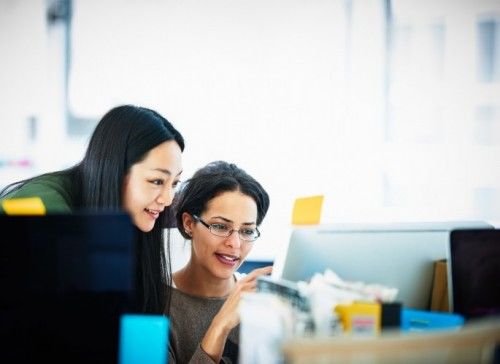 <i>Women in tech.</i>