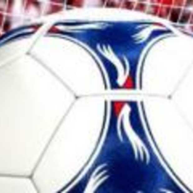 Eerste voetbalwedstrijd in 3D - DutchCowboys